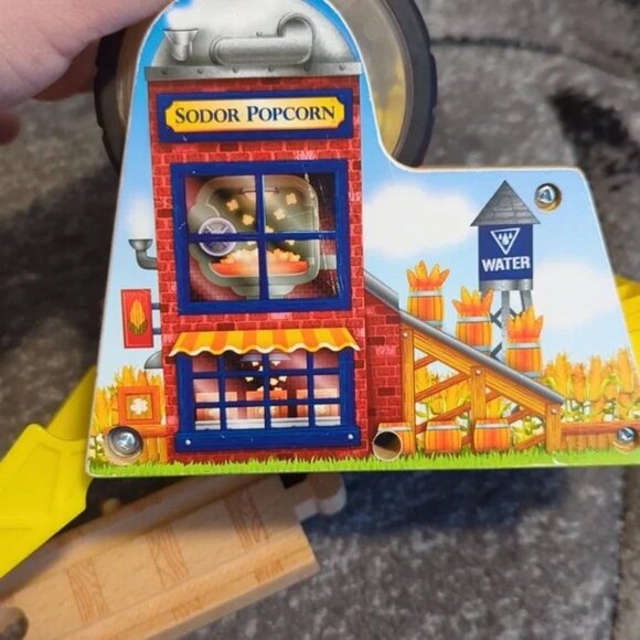 Thomas the train Wooden Sodar Popcorn Factory - Picture 13 of 16